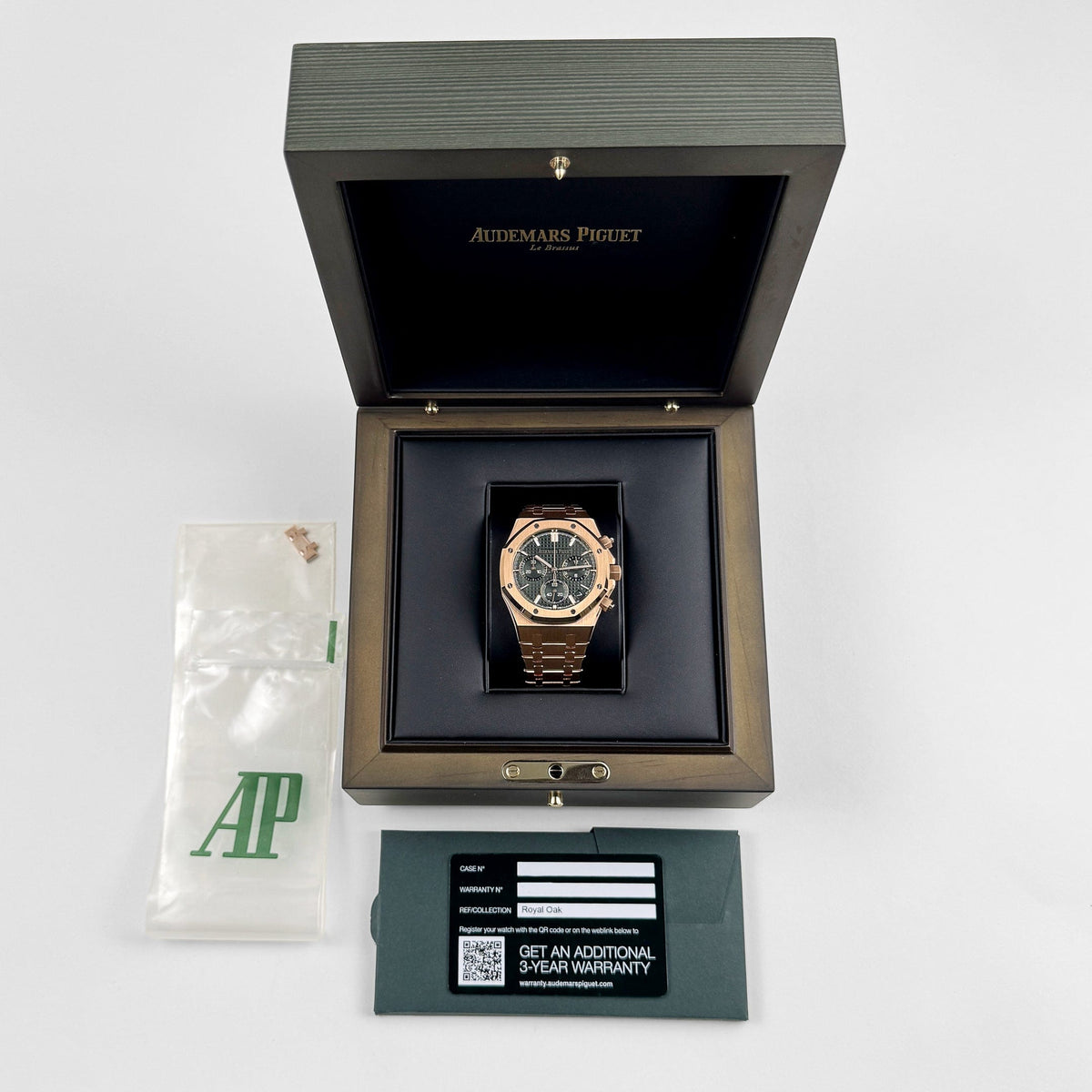 Audemars Piguet Royal Oak 26240OR.OO.1320OR.04 Chronograph „50th Anniversary“ Roségold Khakigrün Zifferblatt (2022) Schweizer 3285 Uhrwerk