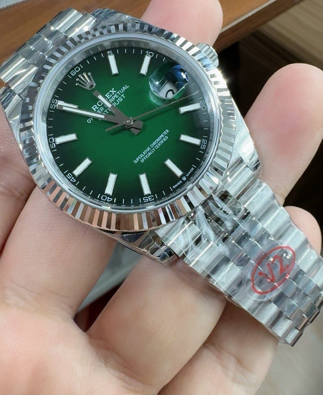 Rolex Datejust 41 – Grünes Zifferblatt VSF SUPER CLONE – 126334 – Geriffelte Lünette – Jubilé-Armband
