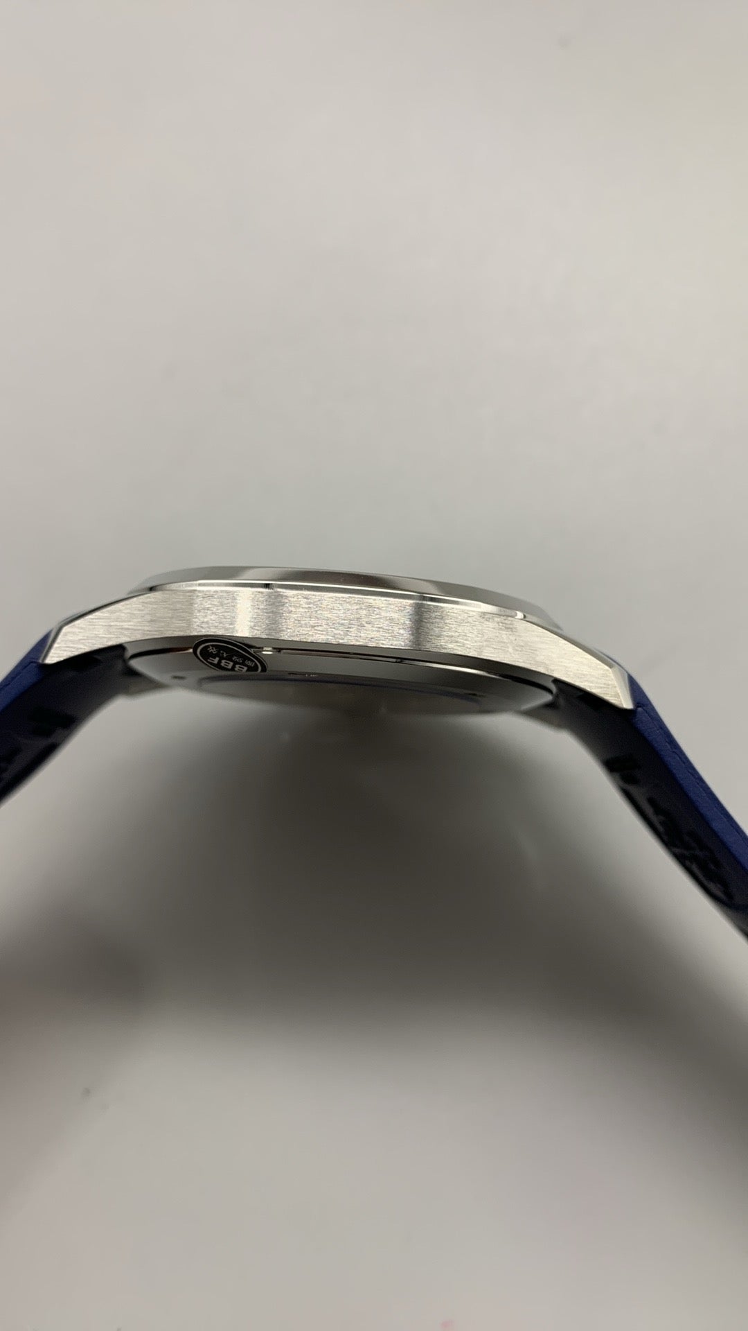 Patek Philippe Aquanaut 3285 V3 – 5168G-001 White Gold Blue Dial (2025) 42.2 MM