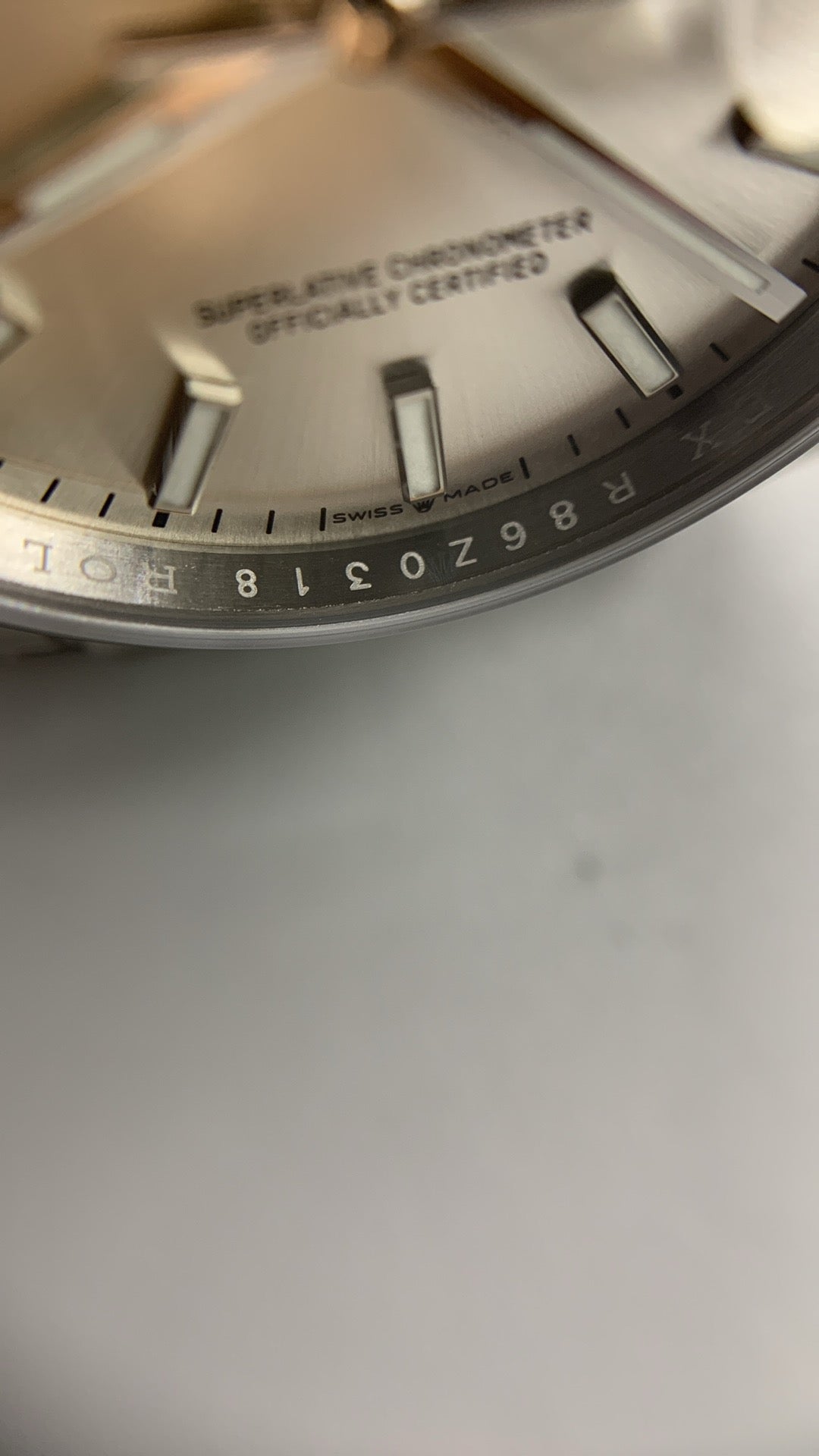 Rolex Datejust 41 126300 Edelstahl Silbernes Zifferblatt Oyster (2025)