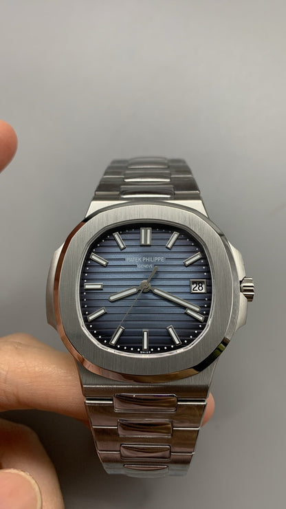 Patek Philippe Nautilus 5811/1G-001 White Gold Blue Dial (2025) 41 MM