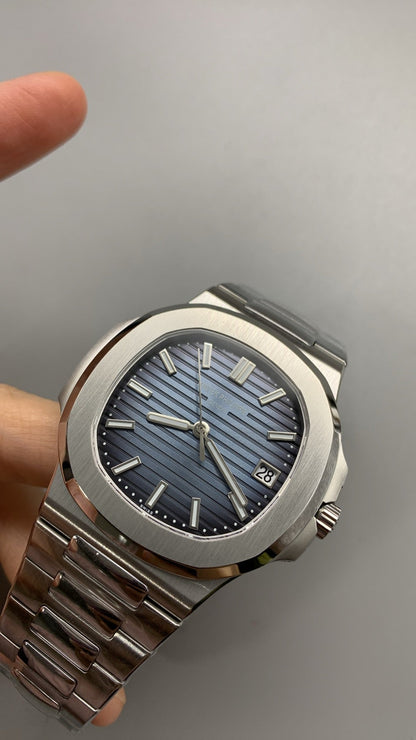 Patek Philippe Nautilus 5811/1G-001 White Gold Blue Dial (2025) 41 MM