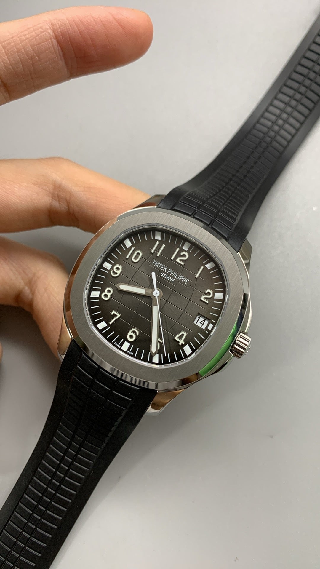 Patek Philippe Aquanaut 3285 V3 – 5167/1A-001 Stainless Steel Black Dial (2023) 40.8 MM