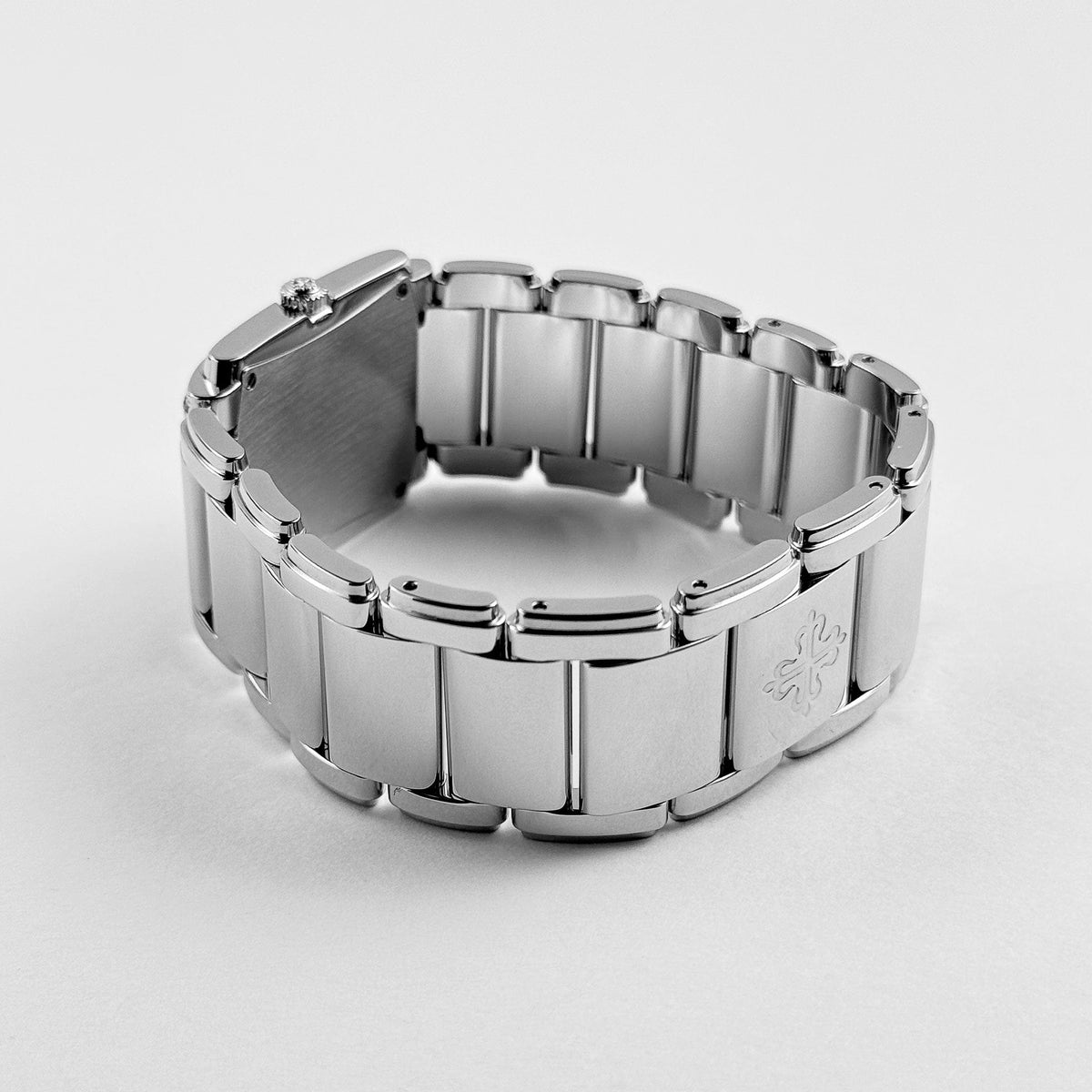 Patek Philippe Twenty-4 4910/1200A-010 'Ladies' Stainless Steel Gray Dial Diamond Bezel Quartz (2024) 25 × 30 MM