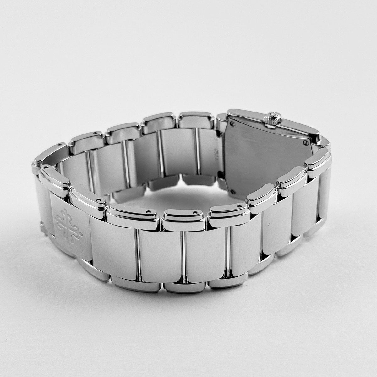 Patek Philippe Twenty-4 4910/1200A-010 'Ladies' Stainless Steel Gray Dial Diamond Bezel Quartz (2024) 25 × 30 MM